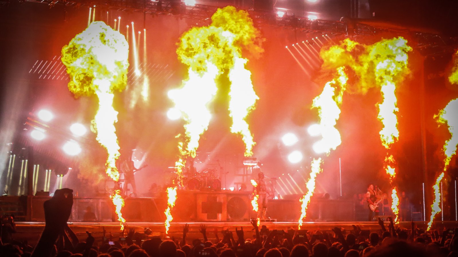 Rammstein live auf dem Hurricane Festival 2016