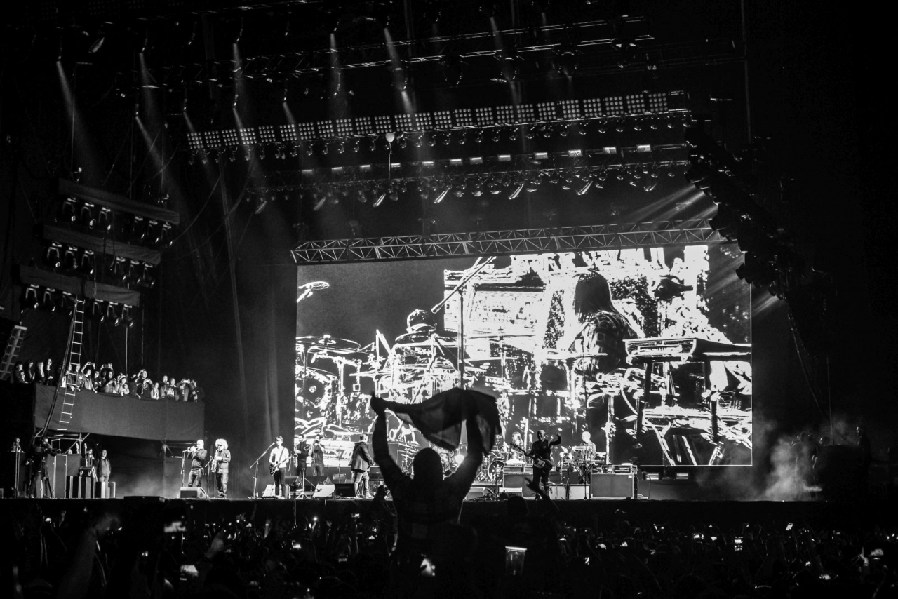 Los Fabulosos Cadillacs live auf dem Vive Latino Festival