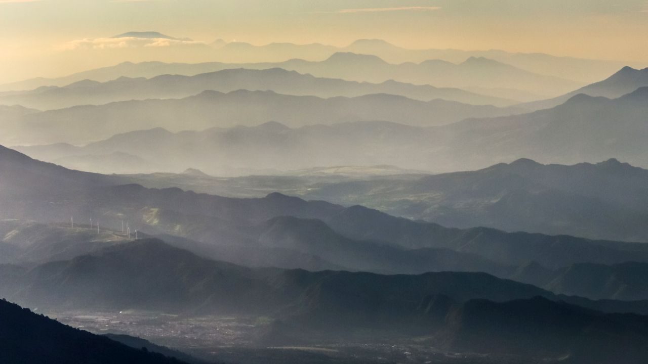 Blick auf die Nachbarberge vom Acatenango